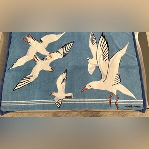 Hermes Beach Towel-Seagulls